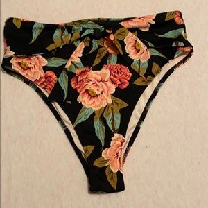 High waisted cheeky bikini bottoms
